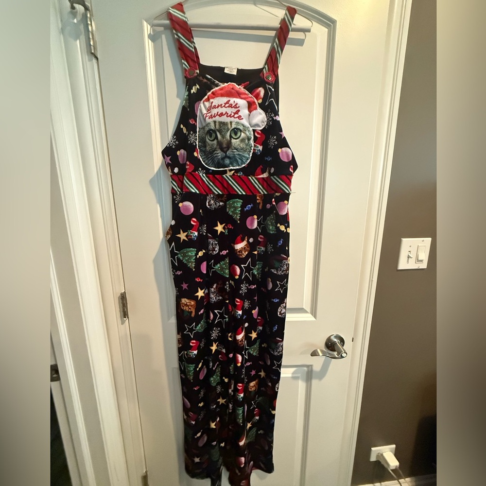 It’s almost that time!! 🧑‍🎄 Festive Christmas Jumper 🎄 size medium